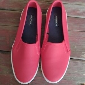 nautica slip on sneakers size 6.5 red